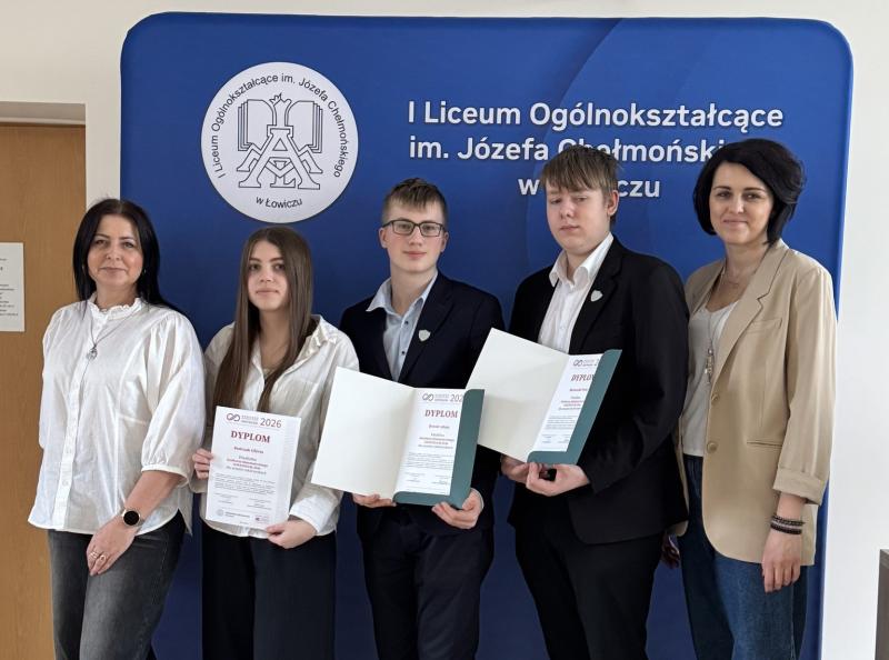 Uczniowie I Liceum Ogólnokształcące im. Józefa Chełmońskiego w Łowiczu z indeksami Politechniki Warszawskiej!
