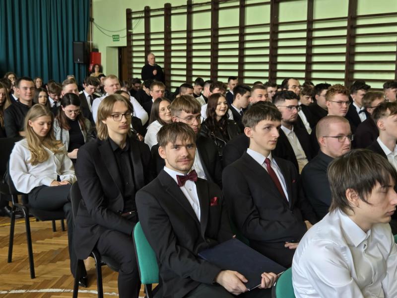 Uroczyste zakończenie roku szkolnego maturzystów w ZSP nr 2 CKZ im. Tadeusza Kościuszki w Łowiczu